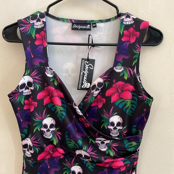 NWT Sourpuss Tropical Skull Dress Size M - Picture 2 of 3